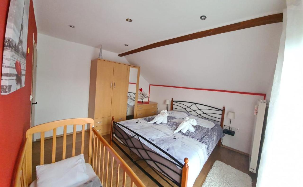 Apartman Patricia Apartment Fuzine Luaran gambar